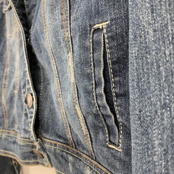 Womens Celebrity Pink Denim Jacket Size L Distress Crop Stretch 2350 EUC Dark - Picture 5 of 11